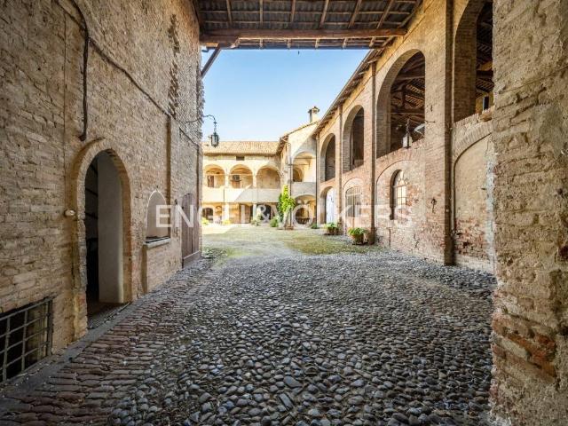Villa bifamiliare in vendita a Muradello, Pontenure