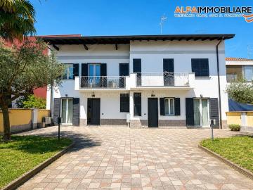 Villa bifamiliare in vendita a Novara via Riotta, 7, Sant'Agabio