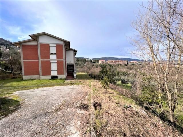 Villa bifamiliare in vendita a Narni