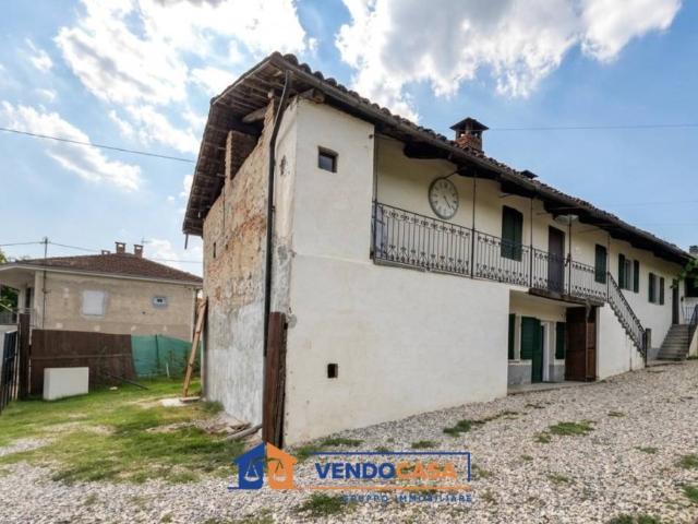 Villa bifamiliare in vendita a Narzole via Oltre Tanaro, 8