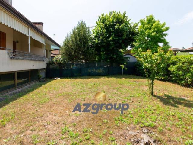 Villa bifamiliare in vendita a San Michele al Tagliamento via Alfa, 21, Bibione