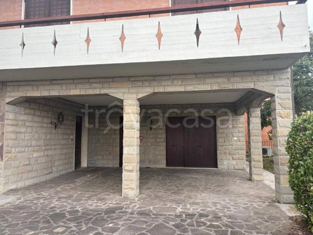 Villa bifamiliare in vendita a San Giorgio di Piano via 2 Agosto 1980, 23