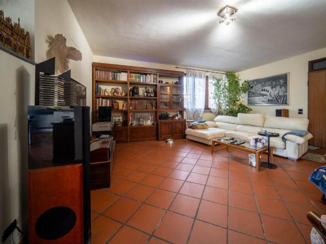 Villa bifamiliare in vendita a San Giuliano Terme