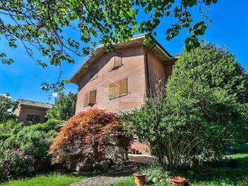 Villa bifamiliare in vendita a San Lazzaro di Savena via Antonio Poma, Idice