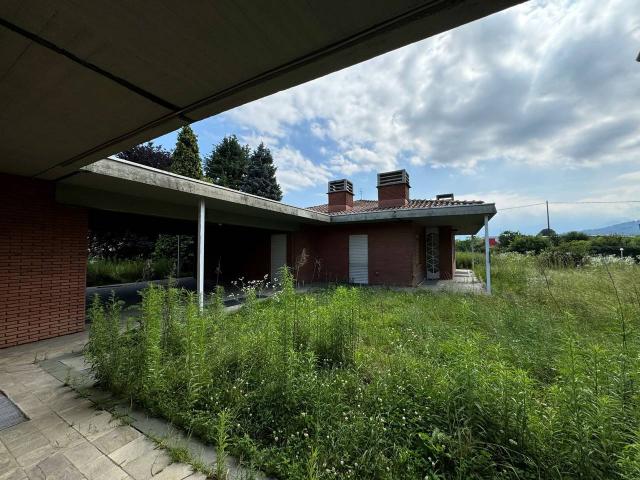 Villa bifamiliare in vendita a San Secondo Di Pinerolo