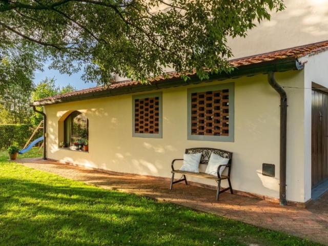 Villa bifamiliare in vendita a Santa Maria a Monte via del Bruno