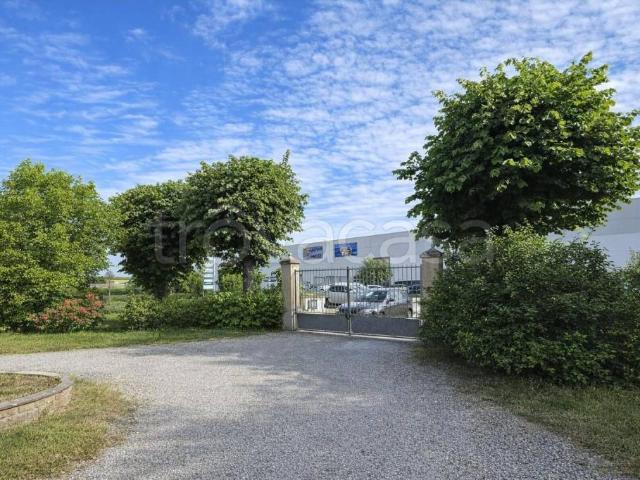 Villa bifamiliare in vendita a Sant'Agata Bolognese via Persiceto, 25