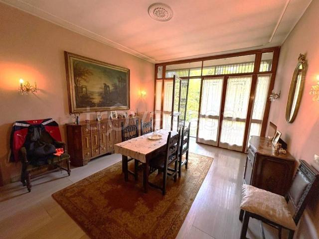 Villa bifamiliare in vendita a Sassuolo via del Pretorio, 38