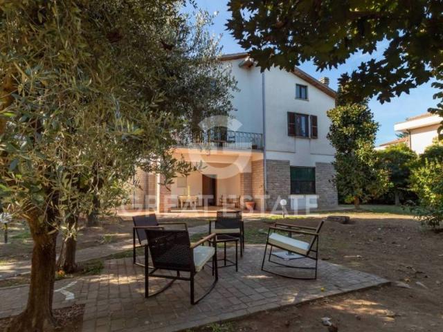 Villa bifamiliare in vendita a Porano