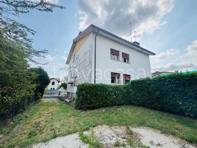 Villa bifamiliare in vendita a Pagnacco via Castellerio, 32