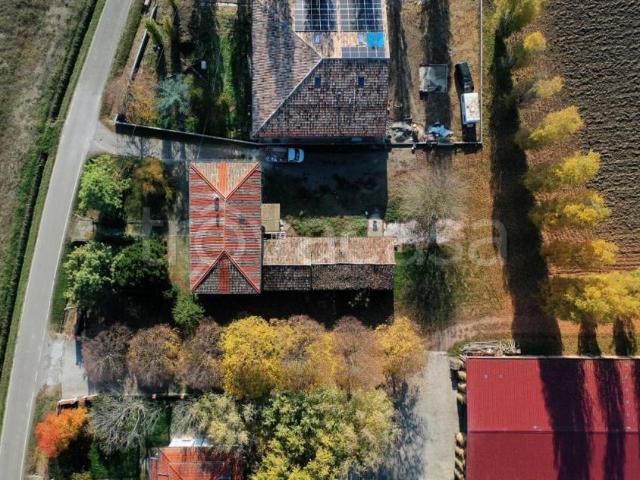 Villa bifamiliare in vendita a Parma, Baganzola Aeroporto