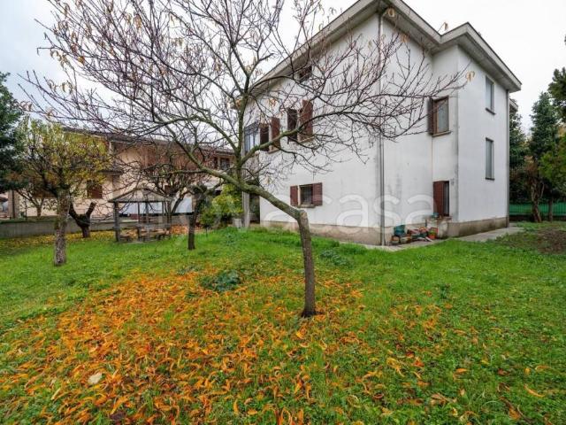 Villa bifamiliare in vendita a Parma via Ettore Regalia, 3, San Leonardo
