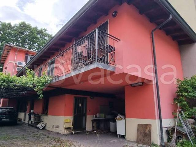 Villa bifamiliare in vendita a Parma via San Leonardo, Paradigna Centro Torri