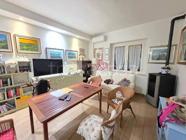 Villa bifamiliare in vendita a Perugia via Umbria, 118, San Martino in Colle Sant'Enea