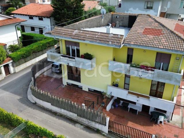 Villa bifamiliare in vendita a Pescara via di Nisio, 20/1, San Silvestro