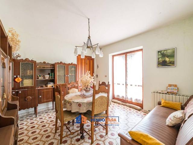 Villa bifamiliare in vendita a Piasco strada Sant'Orso, 9