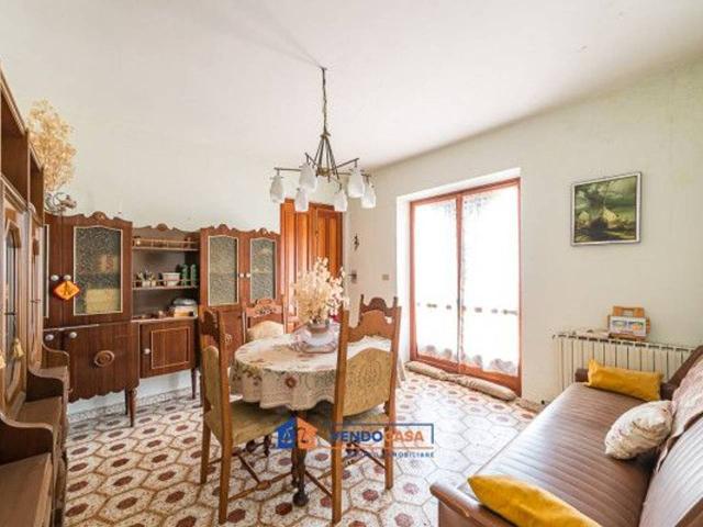 Villa bifamiliare in vendita a Piasco