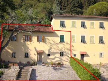 Villa bifamiliare in vendita a Prato