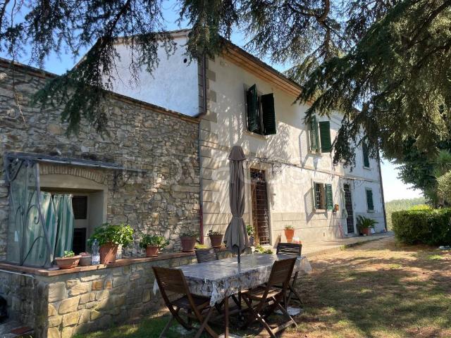 Villa bifamiliare in vendita a Quarrata via Rubattorno, 18