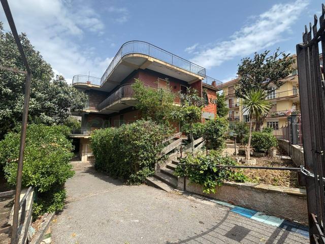 Villa bifamiliare in vendita a Roccapiemonte