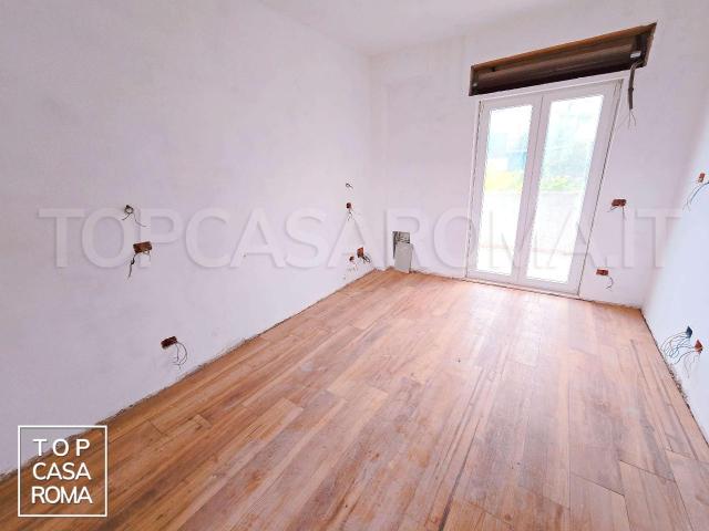 Villa bifamiliare in vendita a Roma