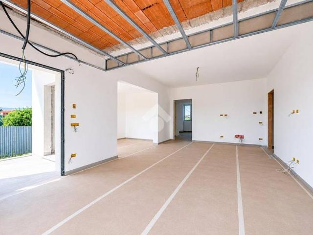 Villa bifamiliare in vendita a Roma, Castelverde