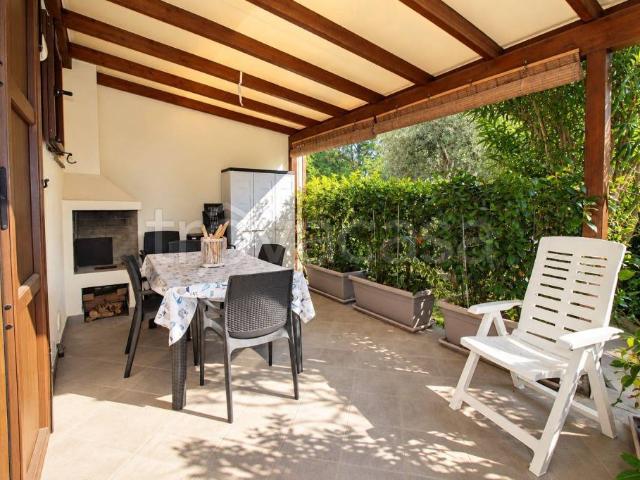 Villa bifamiliare in vendita a Ravenna, Lido Adriano Lido di Dante