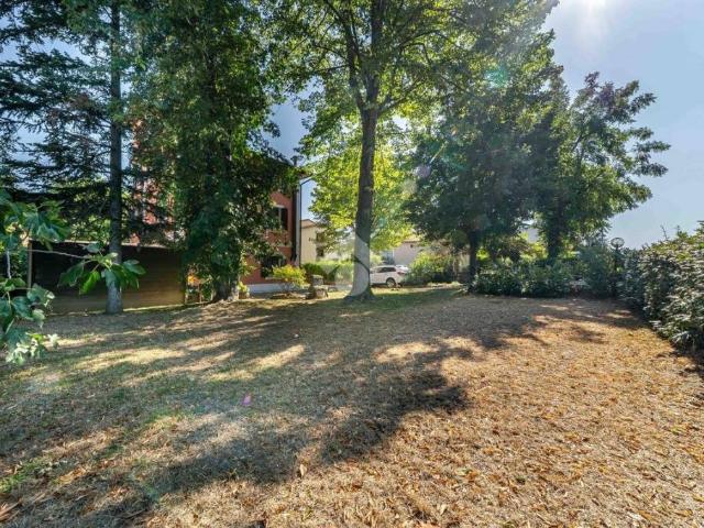 Villa bifamiliare in vendita a Rubiera via Emilia Est, 12/a