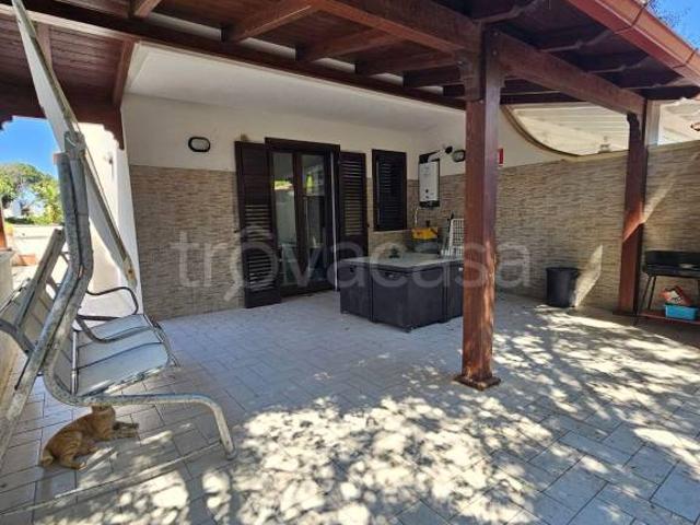 Villa bifamiliare in vendita a Taranto via Orate, 19, San Vito Carelli