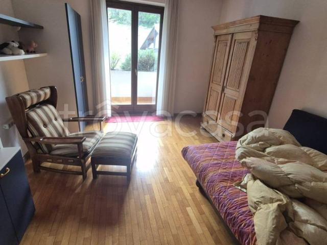 Villa bifamiliare in vendita a Trento, Solteri