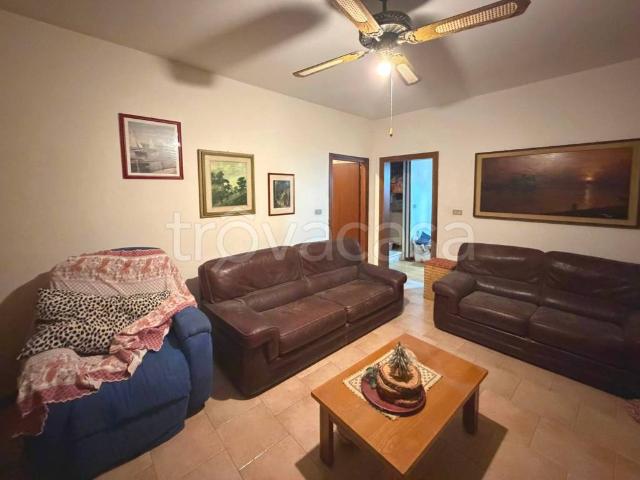 Villa bifamiliare in vendita a Tresignana via Candelosa, 30