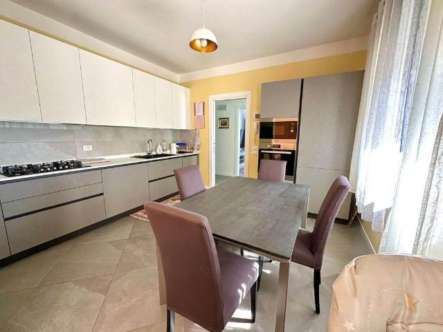 Villa bifamiliare in vendita a Treviso