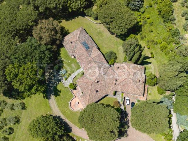 Villa bifamiliare in vendita a Vaiano
