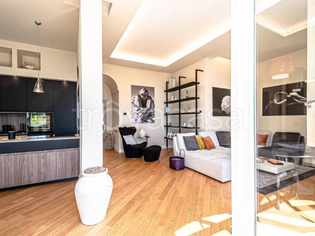 Villa bifamiliare in vendita a Varazze via del Salice, 4, Sant'ambrogio