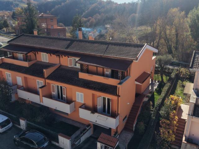 Villa bifamiliare in vendita a Venarotta