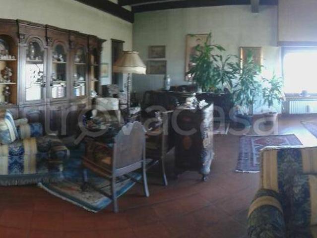 Villa bifamiliare in vendita a Verrua Savoia