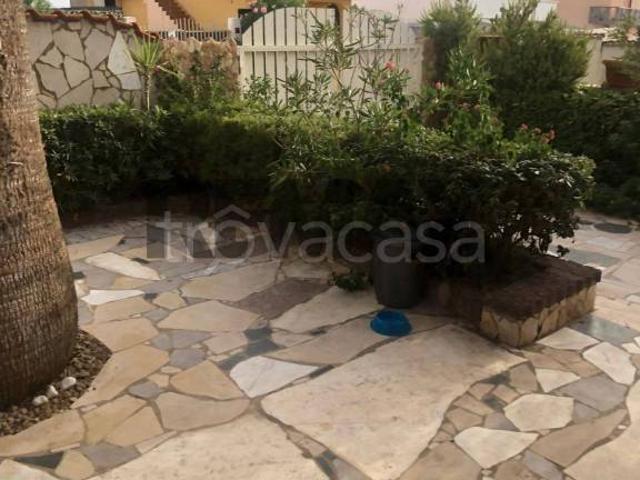 Villa bifamiliare in vendita a Vittoria via Costa Esperia, 43/45