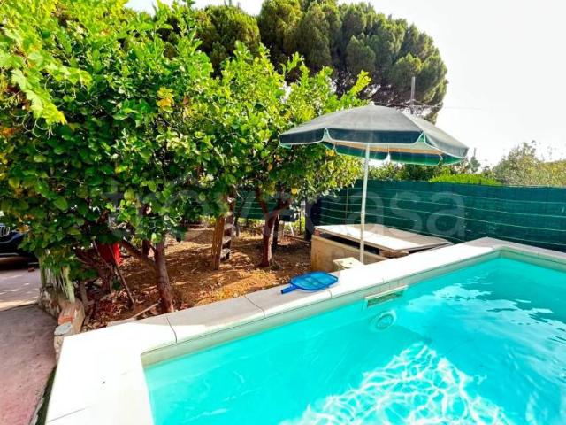 Villa bifamiliare in vendita ad Altavilla Milicia