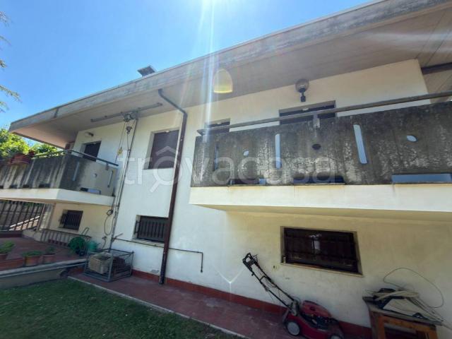 Villa bifamiliare in vendita ad Ascoli Piceno via delle Begonie, 22