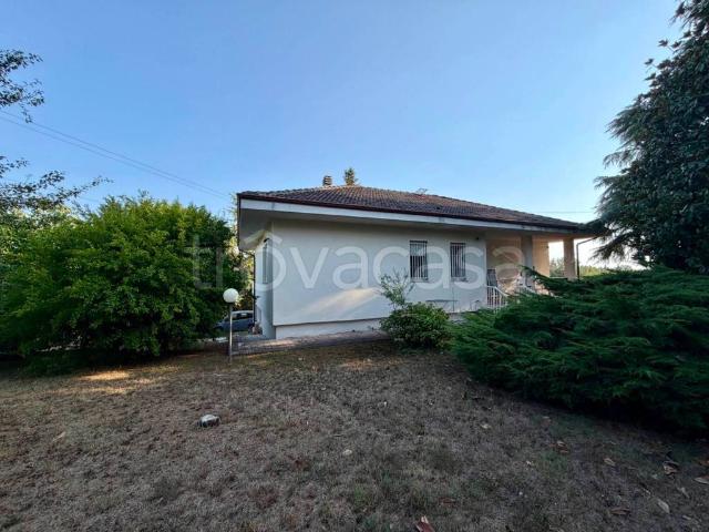Villa bifamiliare in vendita ad Asti, Vaglierano