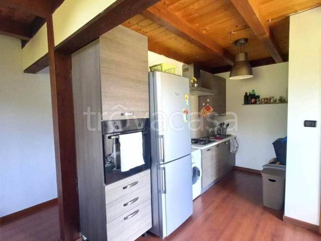 Villa Bifamiliare in affitto a Catanzaro, arredato, giardino privato, posto auto TrovaCasa