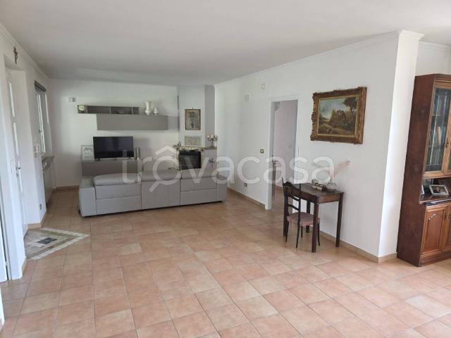 Villa Bifamiliare in affitto a Cavagnolo, arredato, giardino privato, porticato TrovaCasa