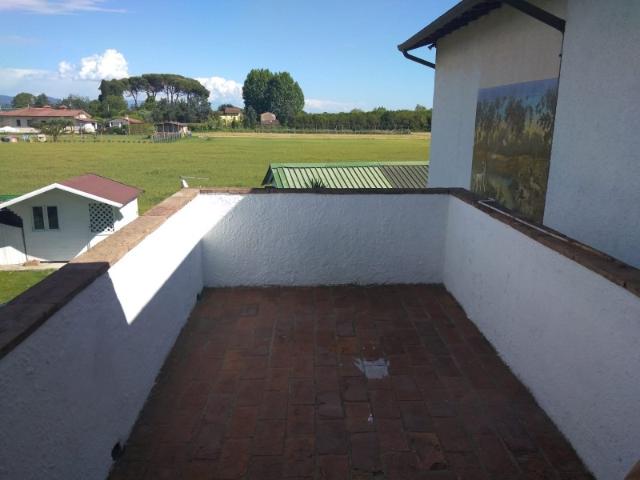 Villa Bifamiliare in Affitto a Camaiore