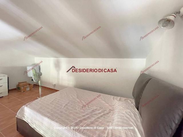 Villa Bifamiliare in affitto a Campofelice di Roccella viale delle Tribune, 9, non arredato/vuoto, giardino privato, doppia esposizione TrovaCasa
