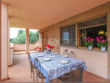 Villa Bifamiliare in affitto a Civitanova Marche contrada Castelletta, 5, arredato, giardino, box TrovaCasa