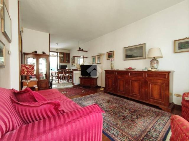 Villa Bifamiliare in affitto a Bassano del Grappa, arredato, box, centrale TrovaCasa