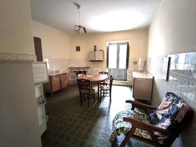 Villa Bifamiliare in affitto a San Nicola Manfredi santa Maria Ingrisone, giardino privato, parzialmente arredato, balcone TrovaCasa