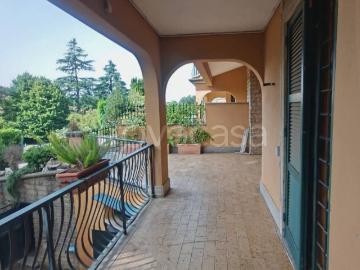 Villa Bifamiliare in affitto a Grottaferrata via valle della noce, 16, non arredato/vuoto, giardino privato, posto auto TrovaCasa
