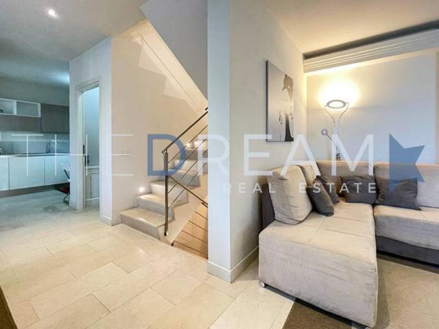 Villa Bifamiliare in affitto a Forte dei Marmi via Nazario Sauro, 26, arredato, giardino privato, terrazzo TrovaCasa
