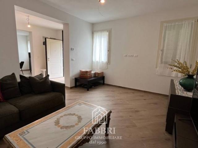 Villa Bifamiliare in affitto a Ferrara, arredato, giardino privato, riscaldamento autonomo TrovaCasa